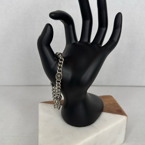 Vintage Silver Chain with charm detailing Bracelet lot C10 - Picture 1 of 7